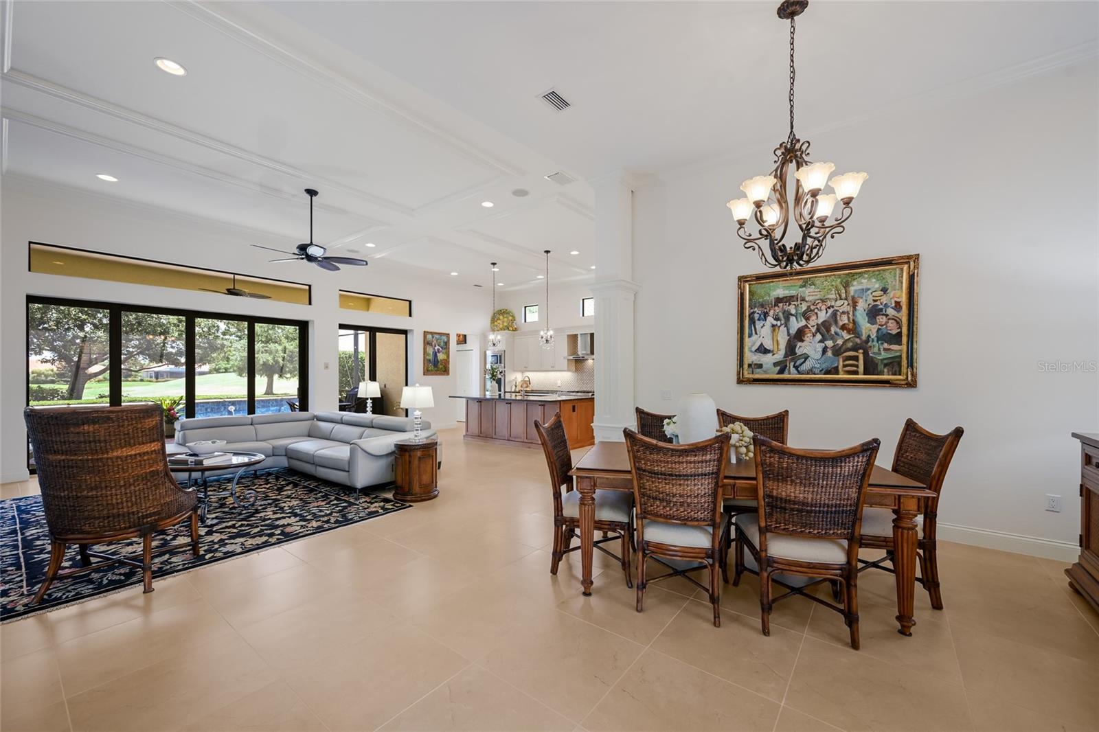 COUNTRY CLUB EAST - Residential