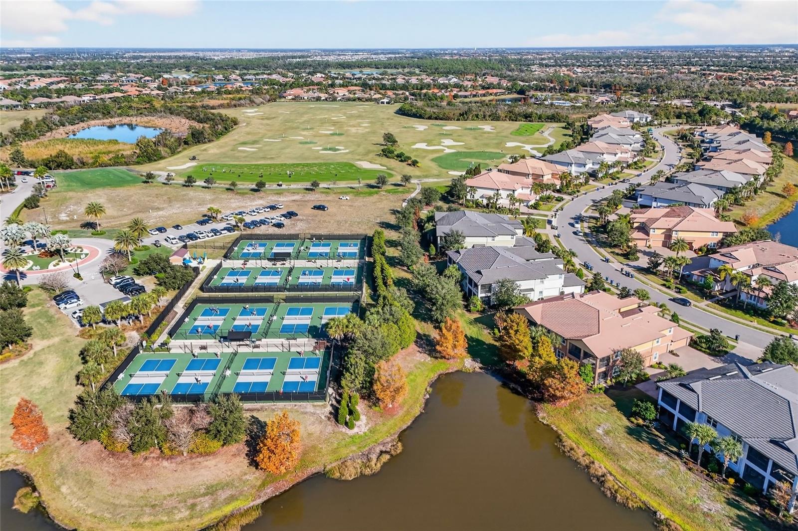 COUNTRY CLUB EAST - Residential