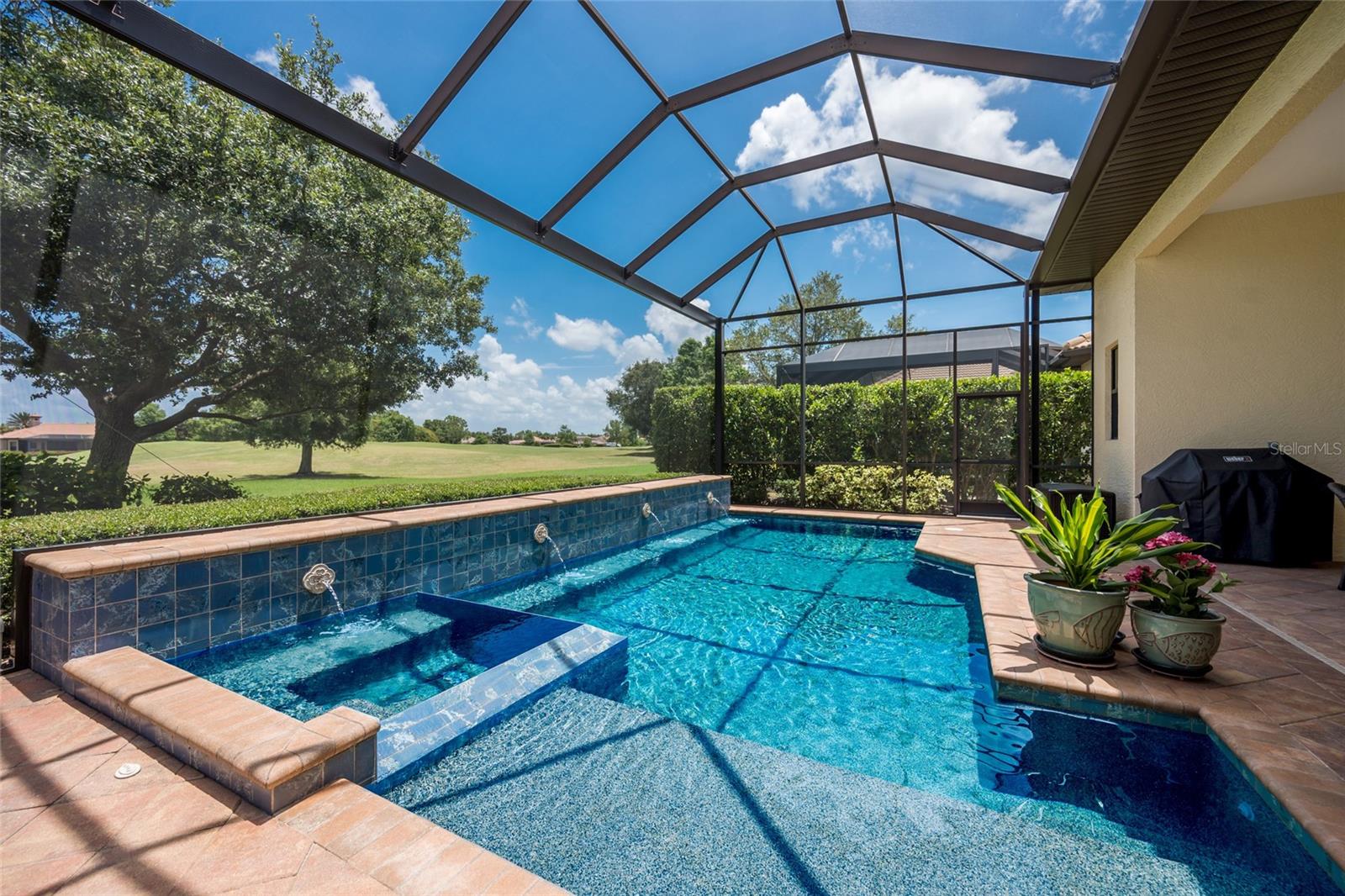 COUNTRY CLUB EAST - Residential