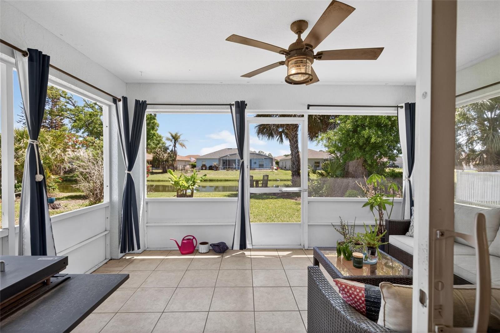 MARINERS GATE PH 01 - Residential