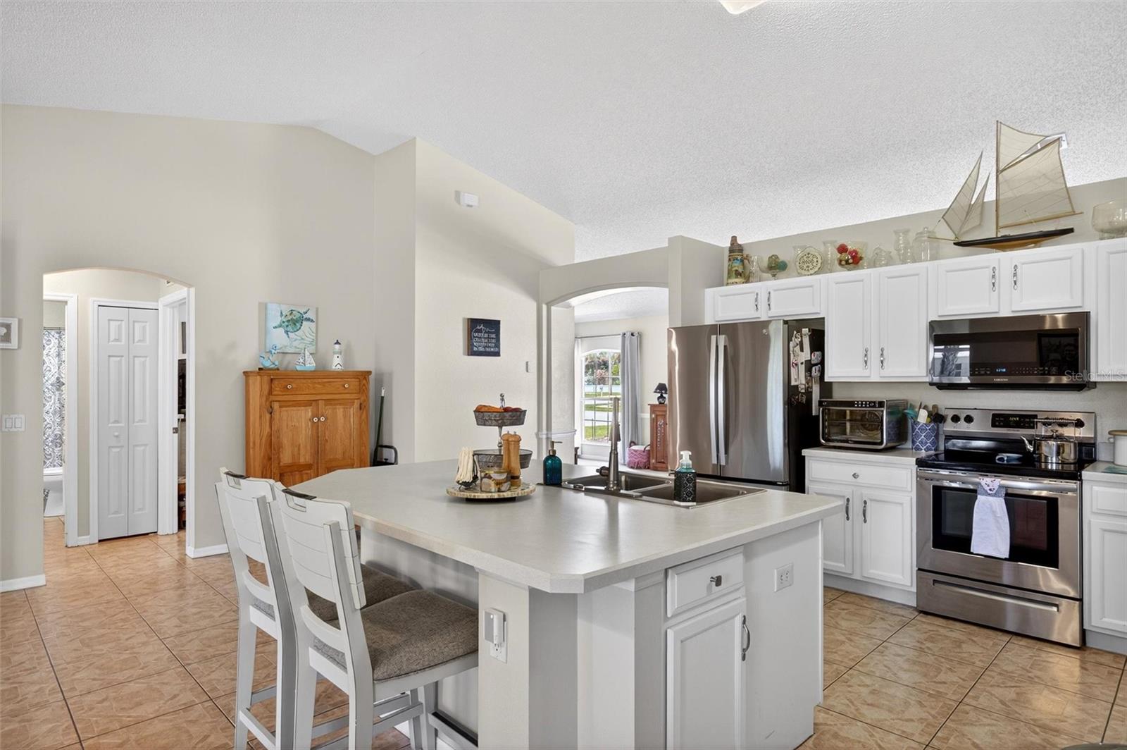 MARINERS GATE PH 01 - Residential