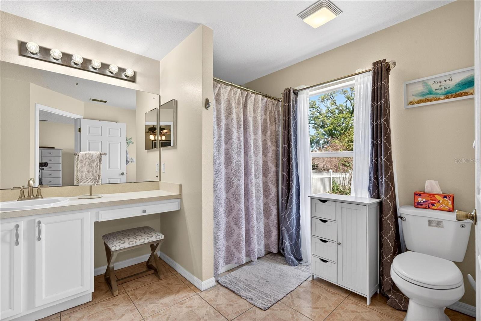 MARINERS GATE PH 01 - Residential