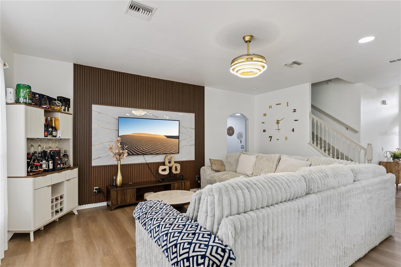 Casas a venda 4 - Jen Dantas 233 TOWERVIEW DRIVE E