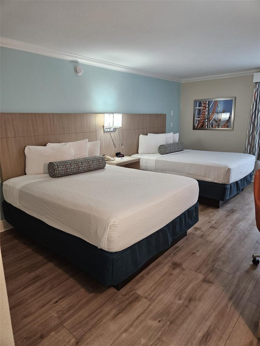 MERIDIAN PALMS COMM CONDO - Residential