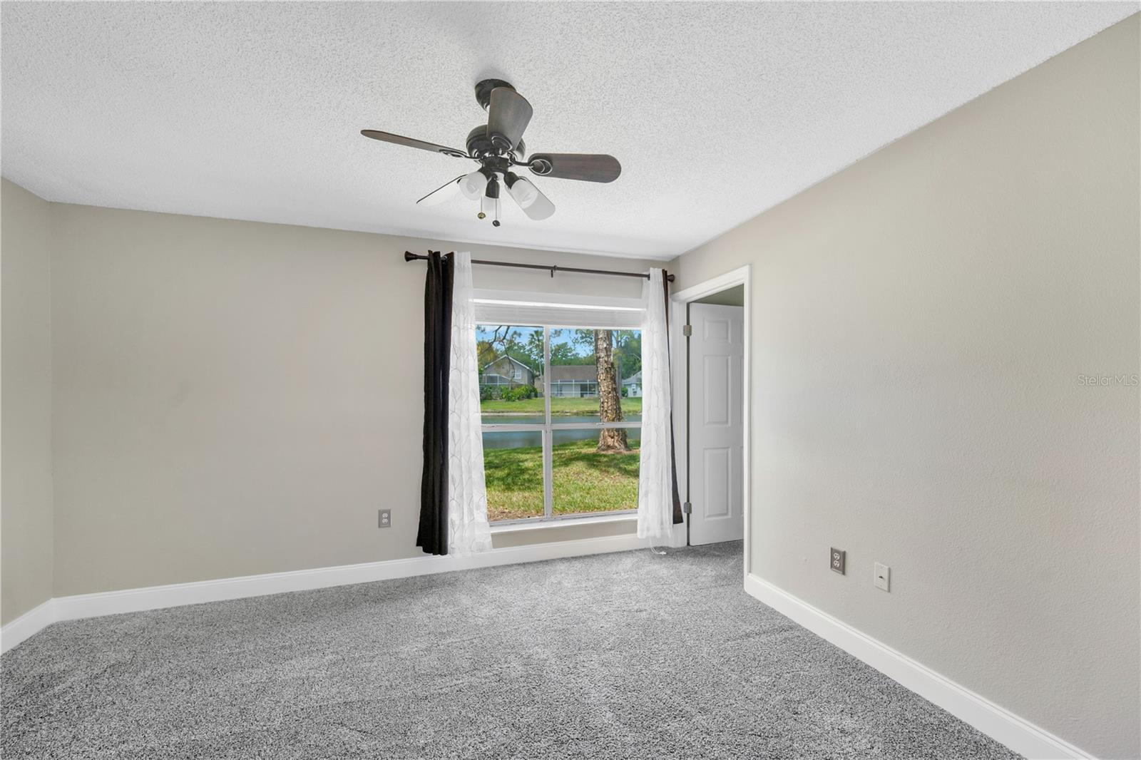 THE HIGHLANDS AT HUNTERS GREE - Residential