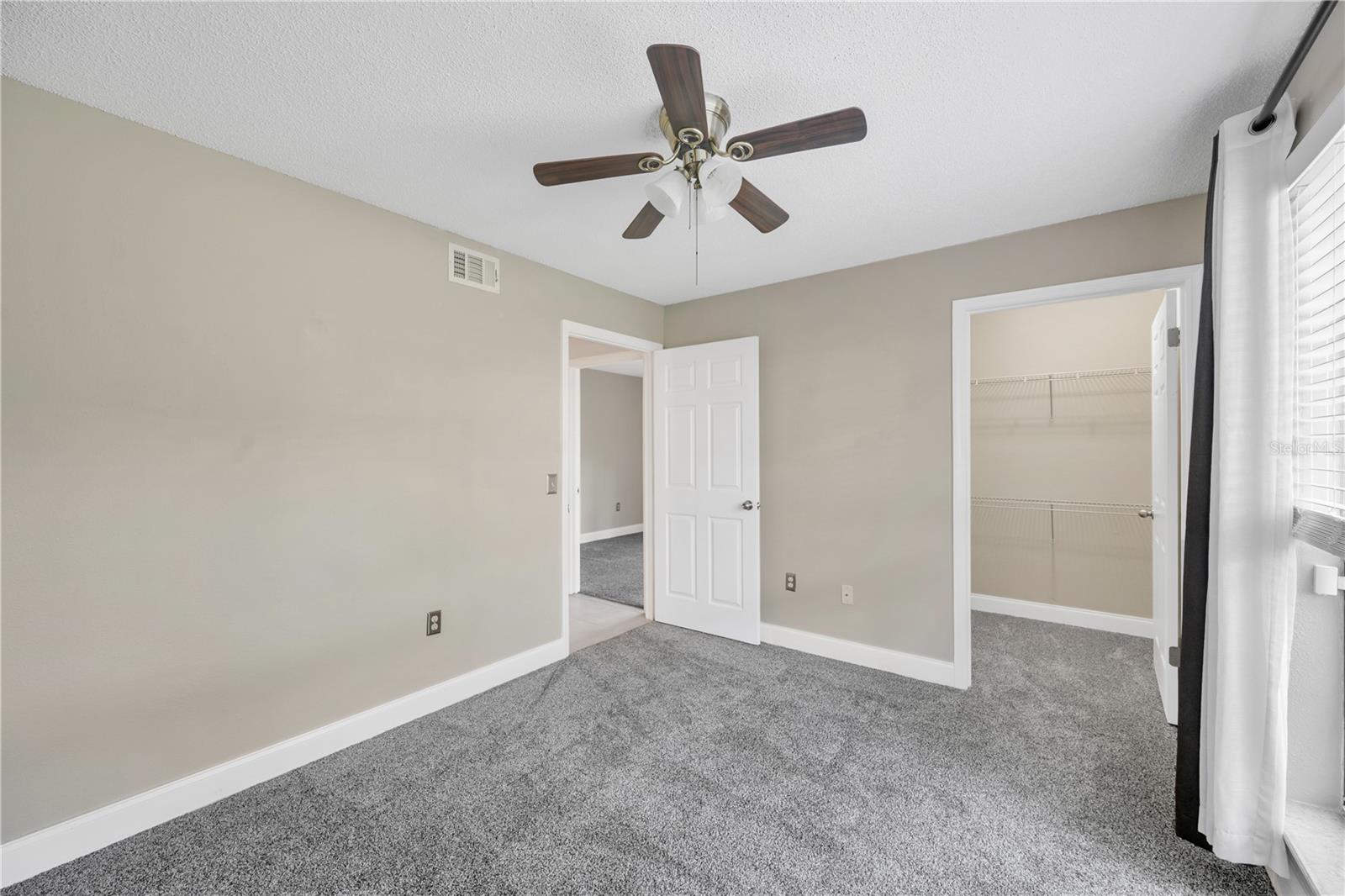 THE HIGHLANDS AT HUNTERS GREE - Residential