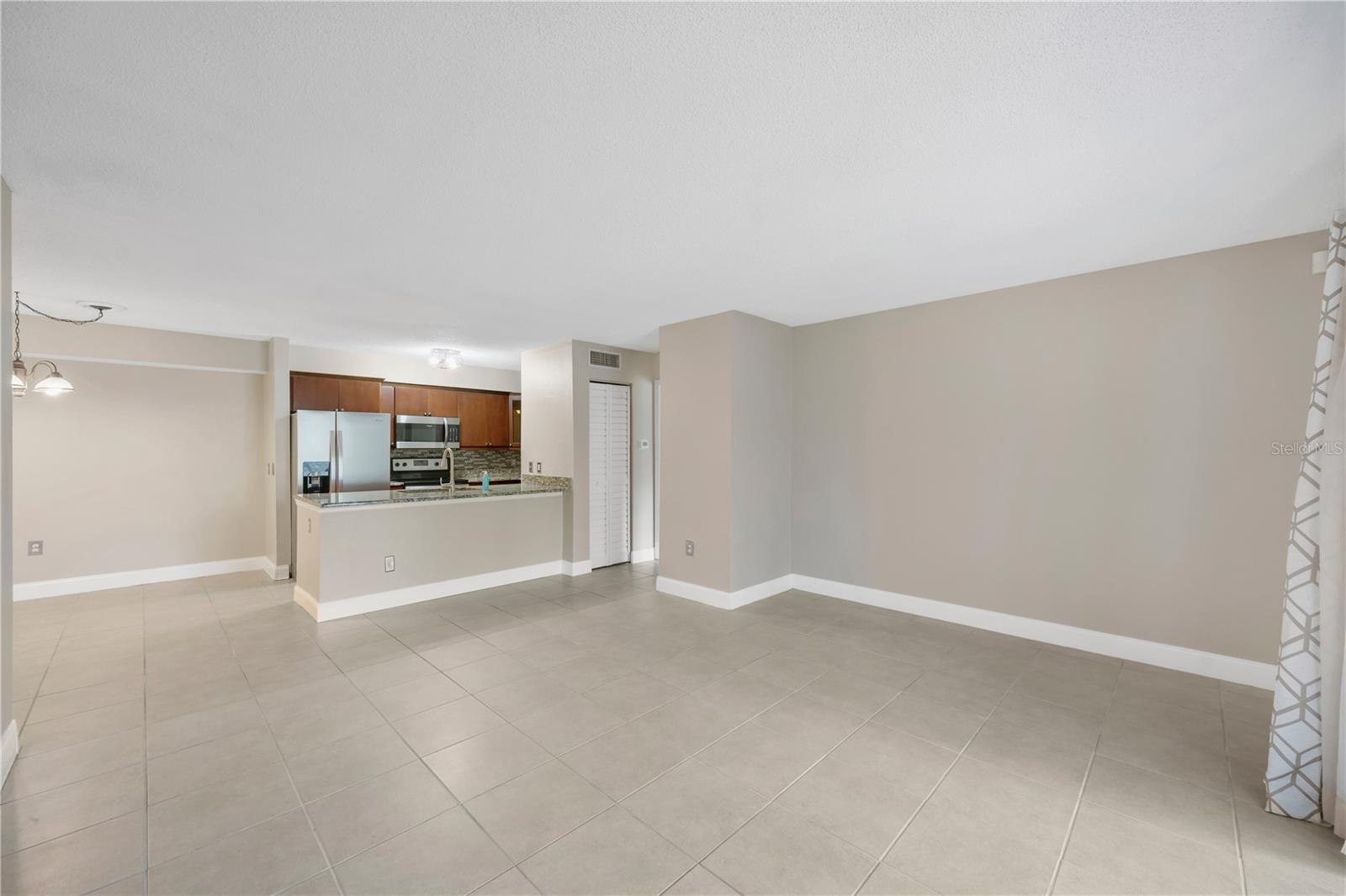 THE HIGHLANDS AT HUNTERS GREE - Residential