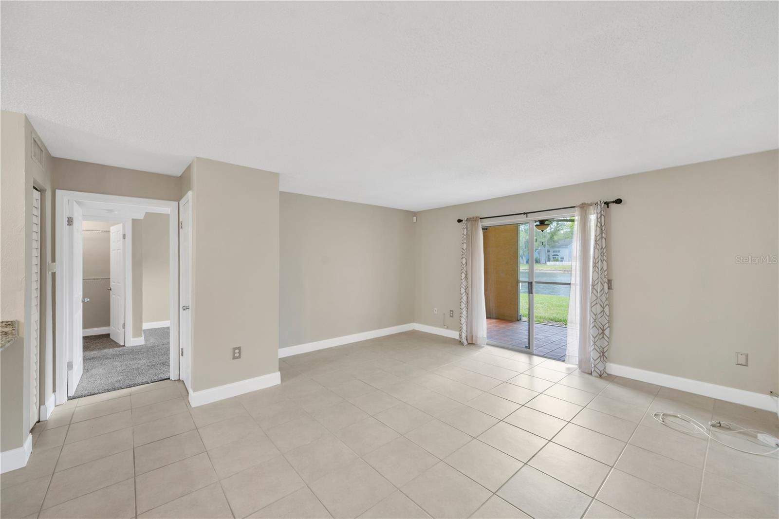 THE HIGHLANDS AT HUNTERS GREE - Residential