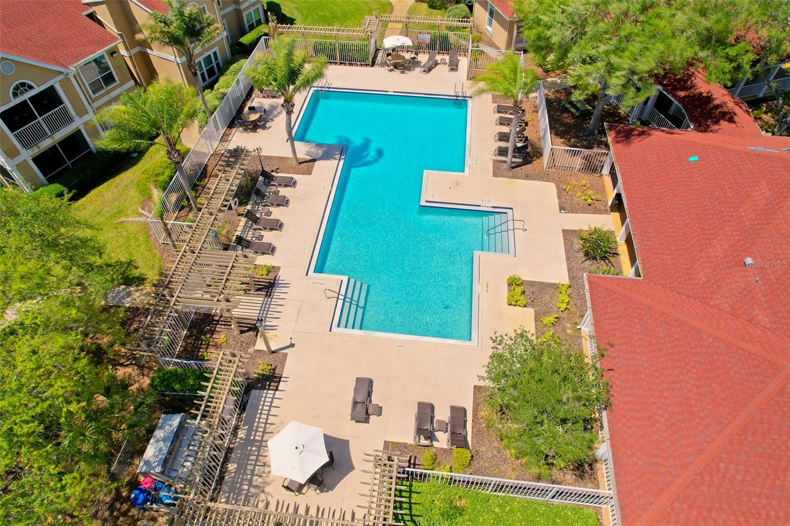 THE HIGHLANDS AT HUNTERS GREE - Residential