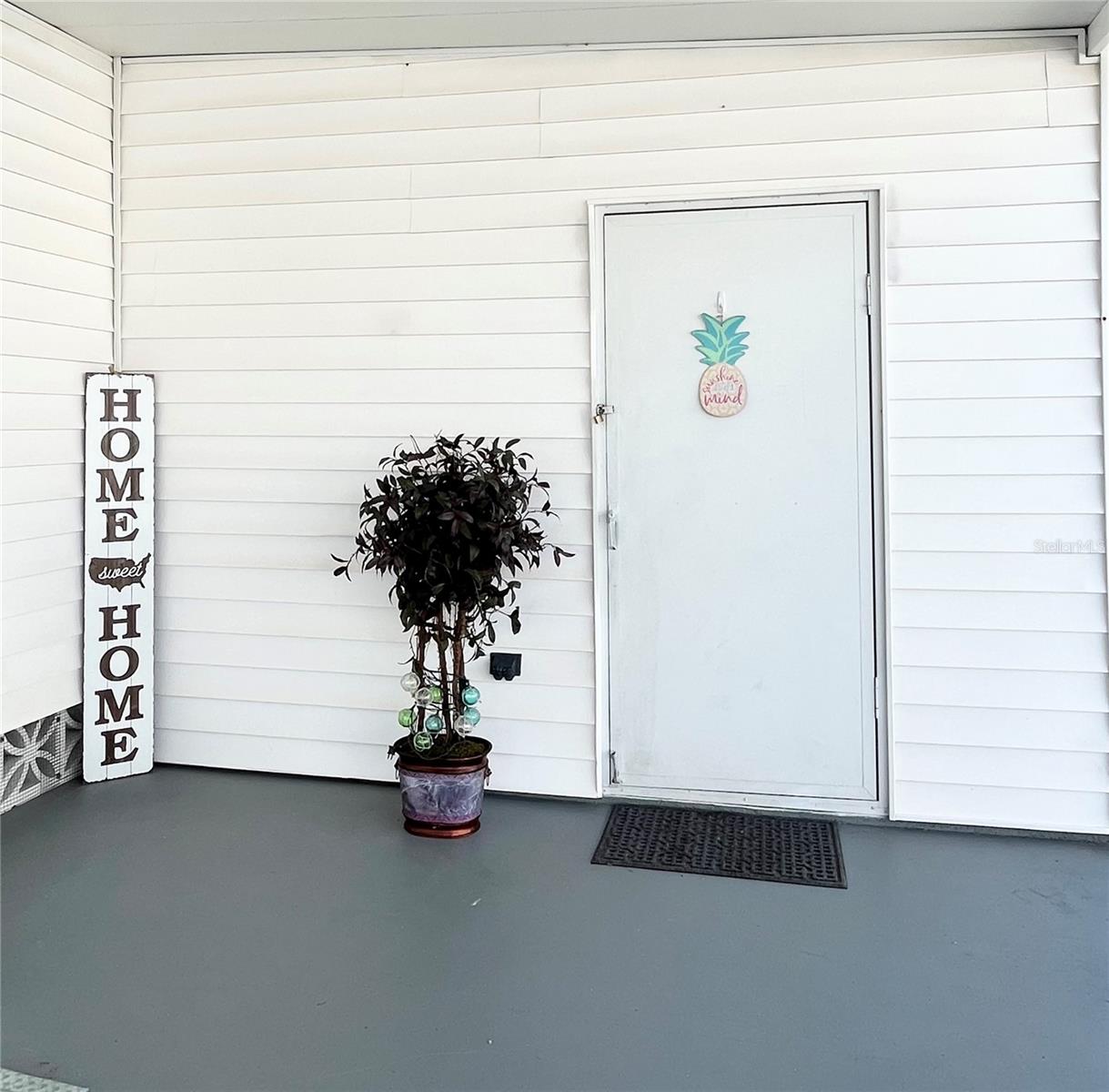 OAKWOOD MANOR - Residential