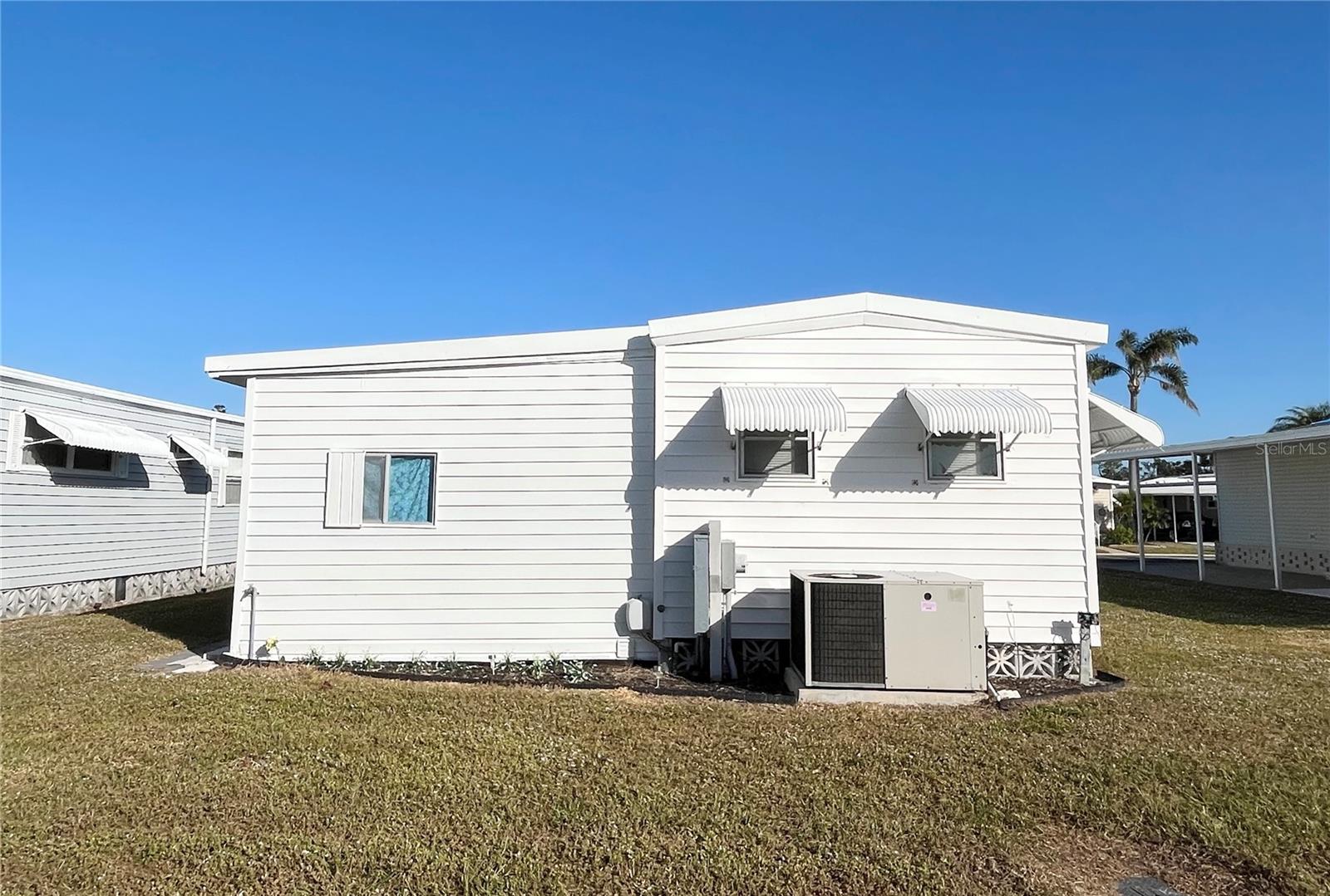 OAKWOOD MANOR - Residential