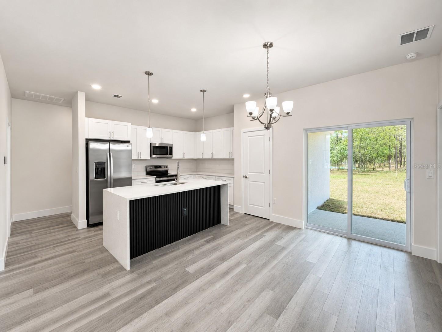2595 SW ADMIRAL LANDING DRIVE