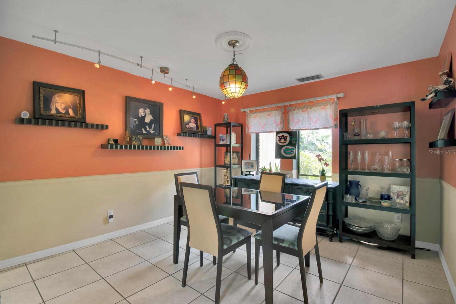 SWEETWATER OAKS - Residential