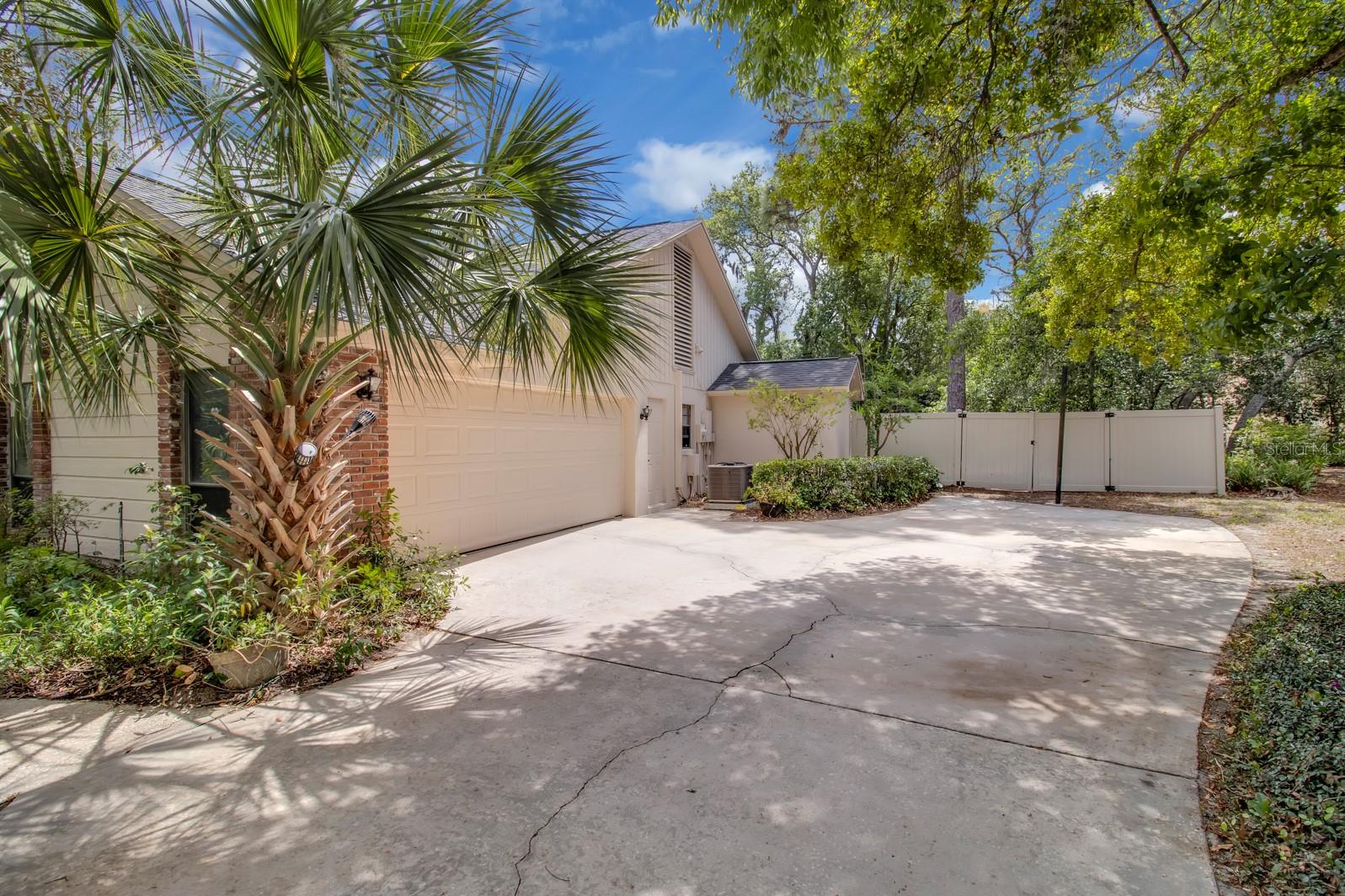 SWEETWATER OAKS - Residential