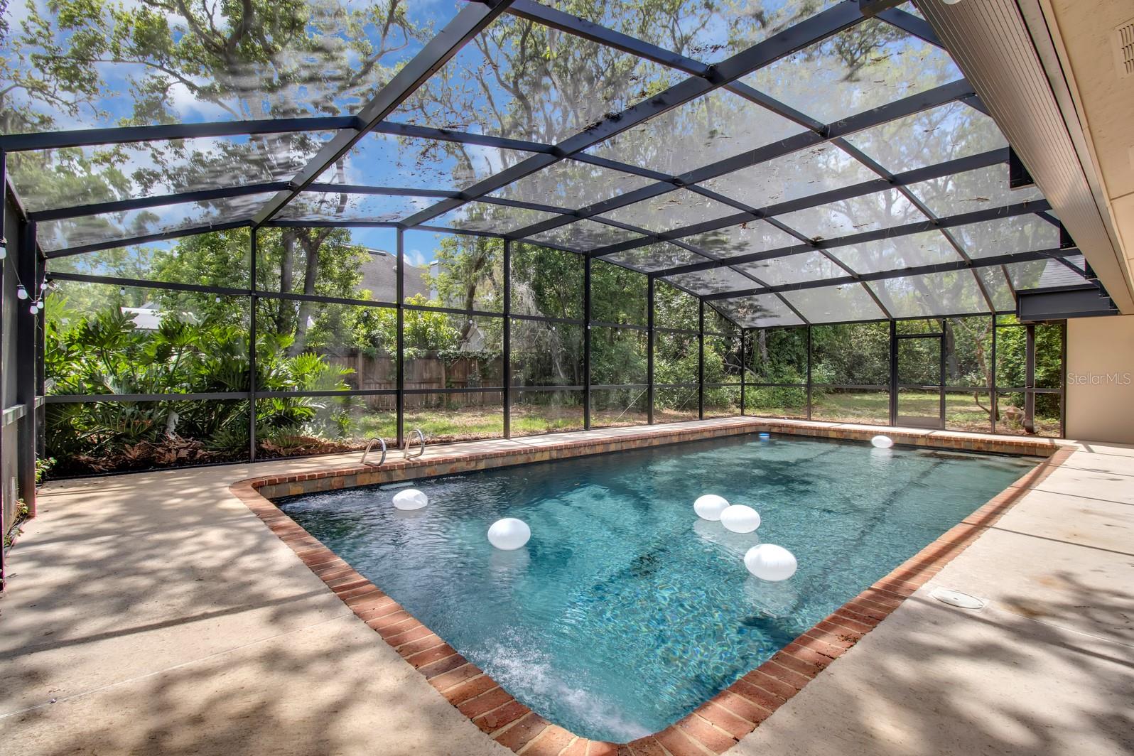 SWEETWATER OAKS - Residential