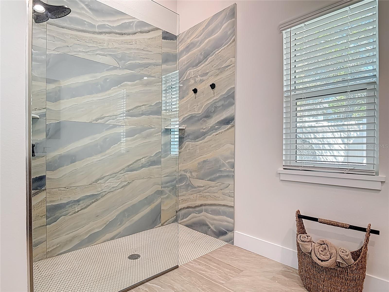 CONDICT WALKER GRANT - Residential