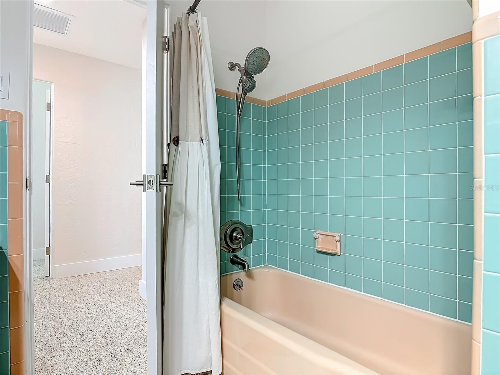 CONDICT WALKER GRANT - Residential