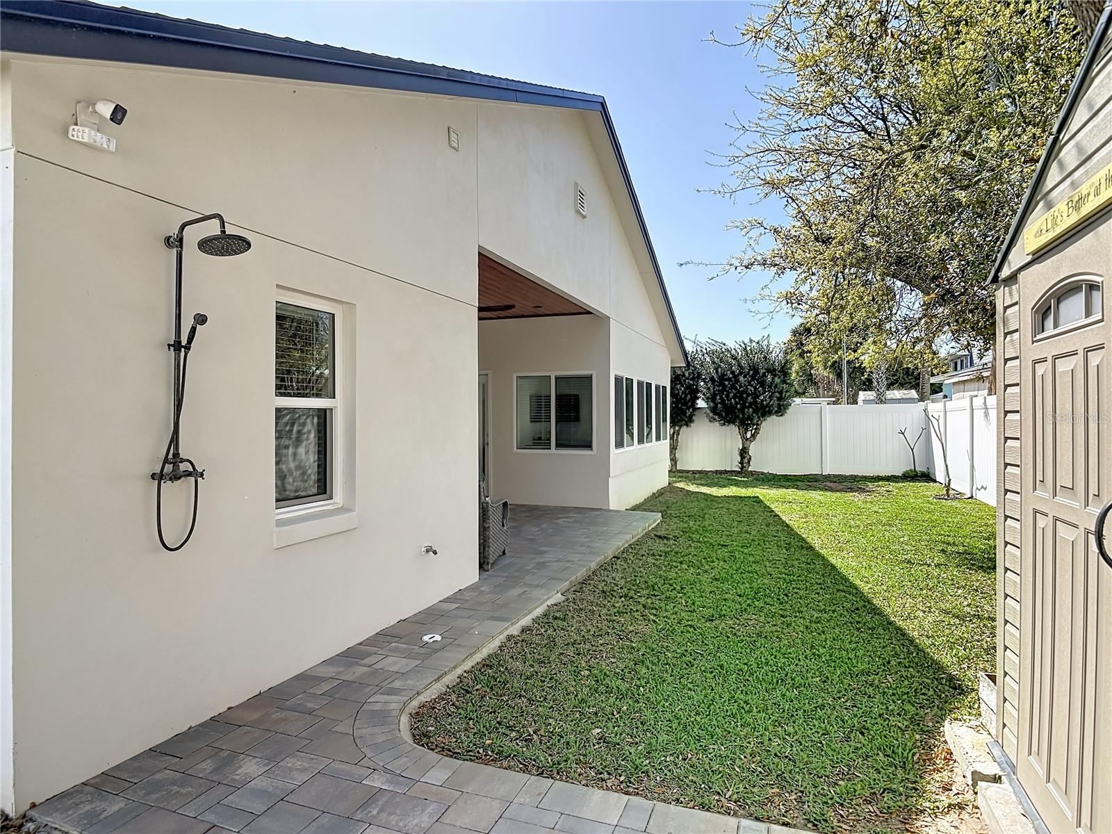 CONDICT WALKER GRANT - Residential