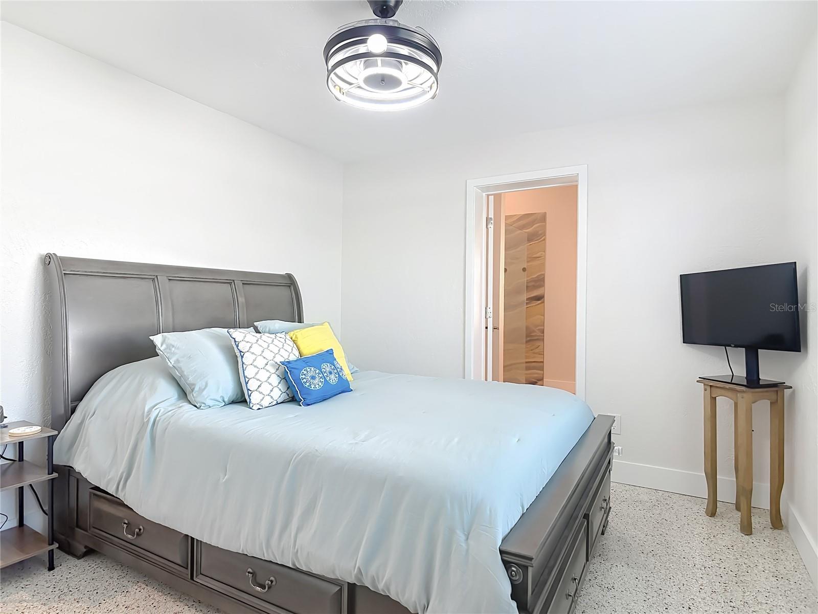 CONDICT WALKER GRANT - Residential