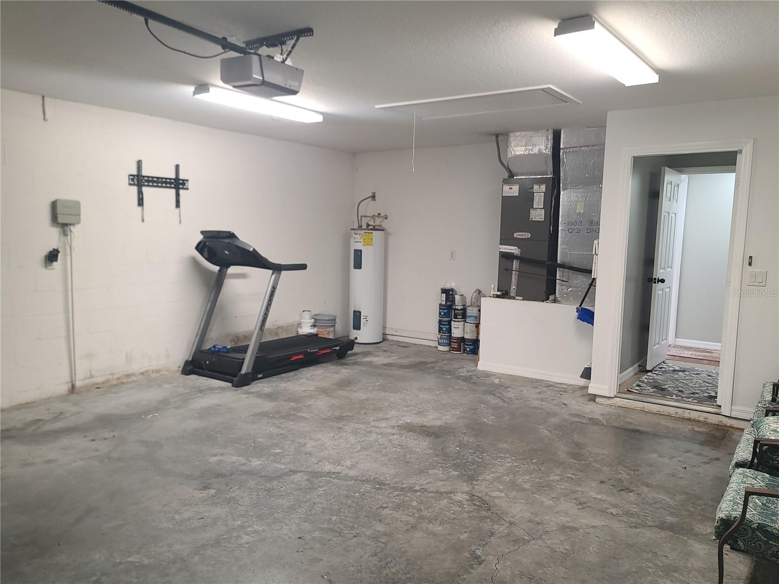 CITRUS SPGS UNIT 23 - Residential Lease