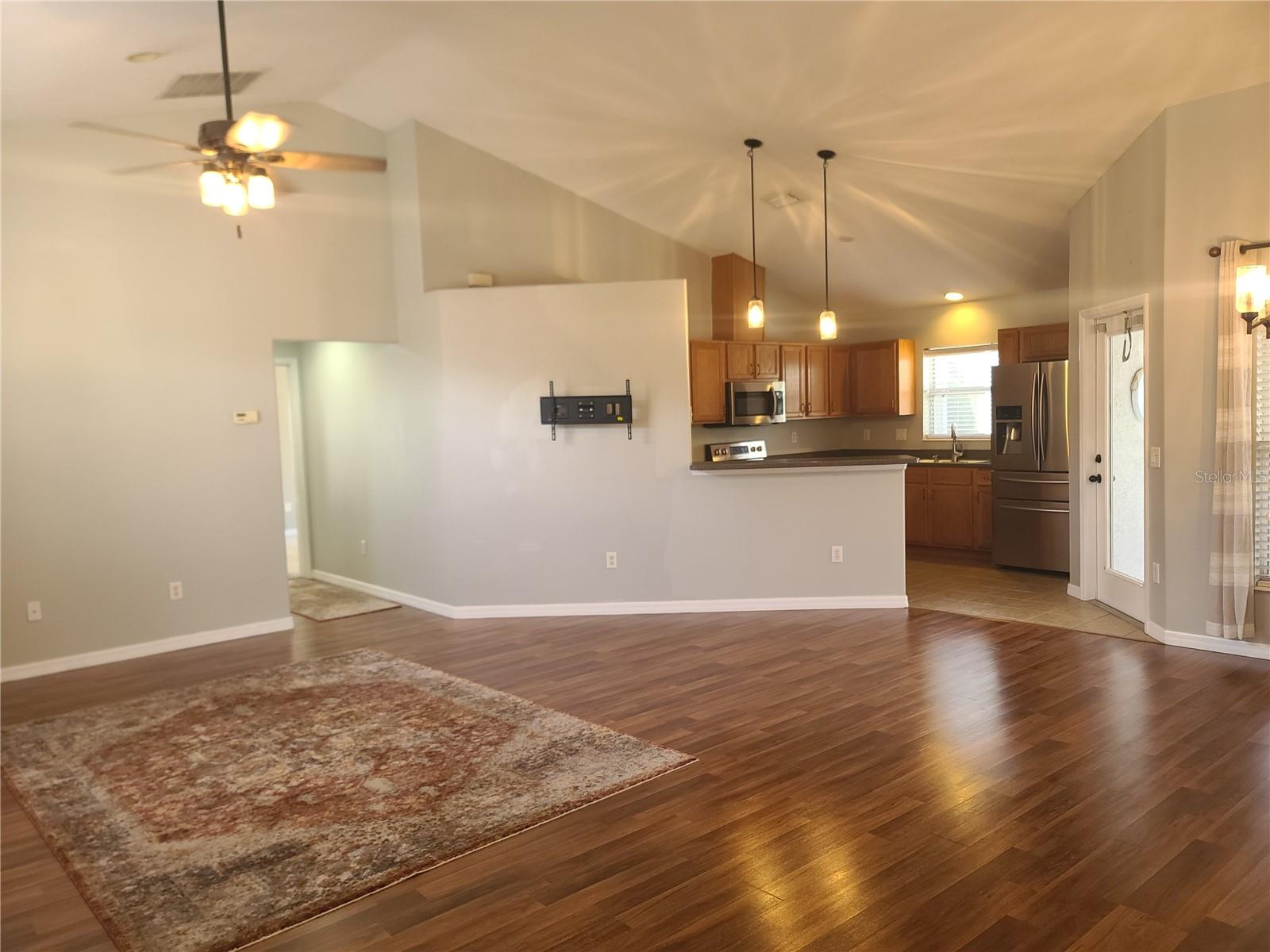 CITRUS SPGS UNIT 23 - Residential Lease