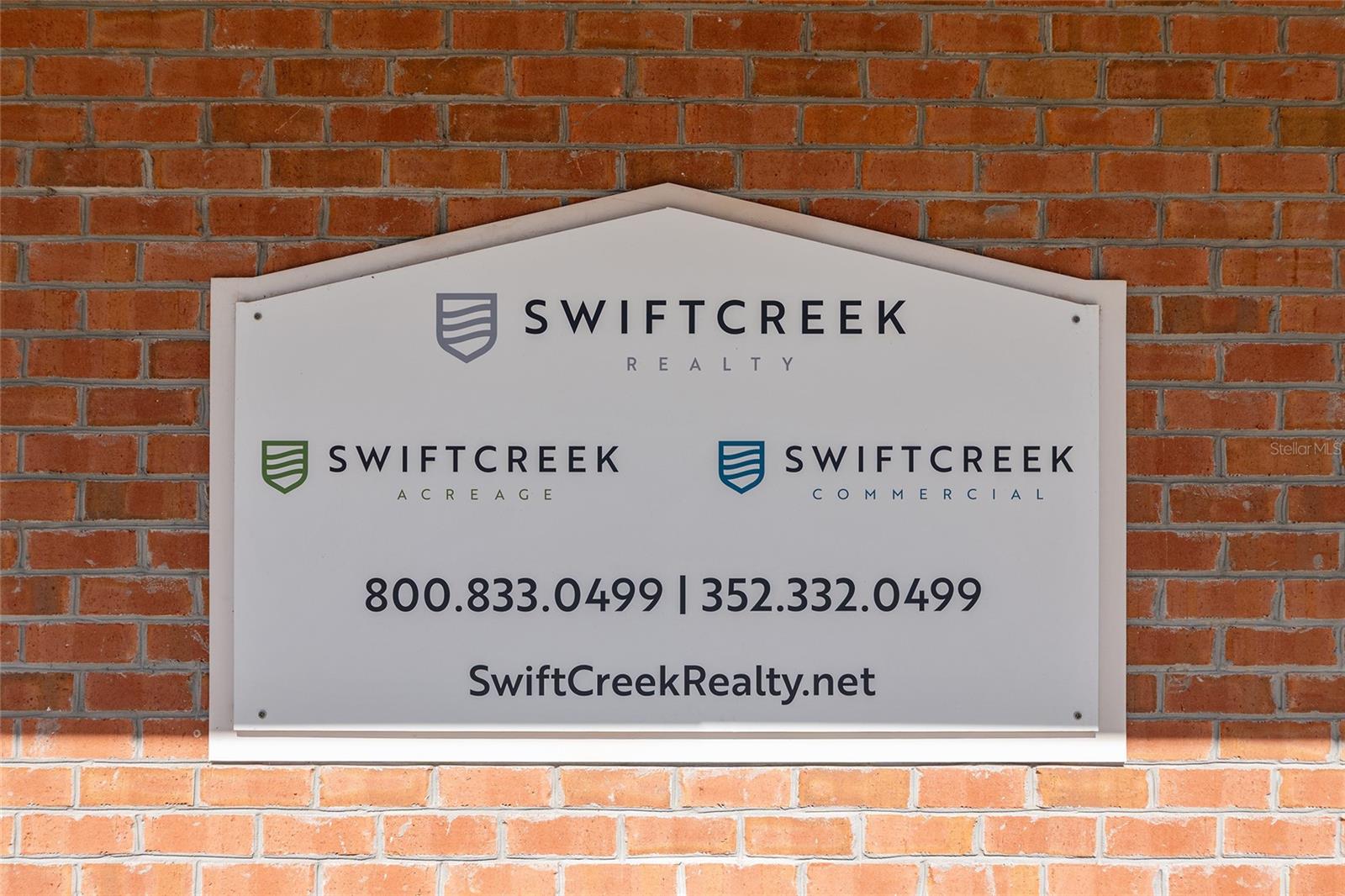 METRO 39 OFFICE PARK CONDO BLDG 2 - Commercial Lease