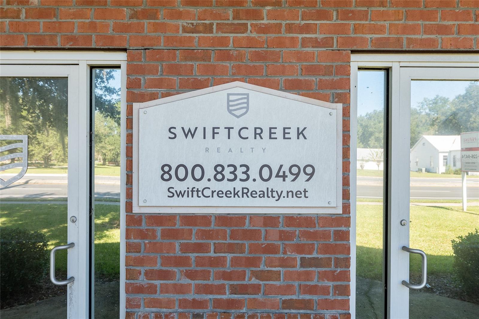 METRO 39 OFFICE PARK CONDO BLDG 2 - Commercial Lease