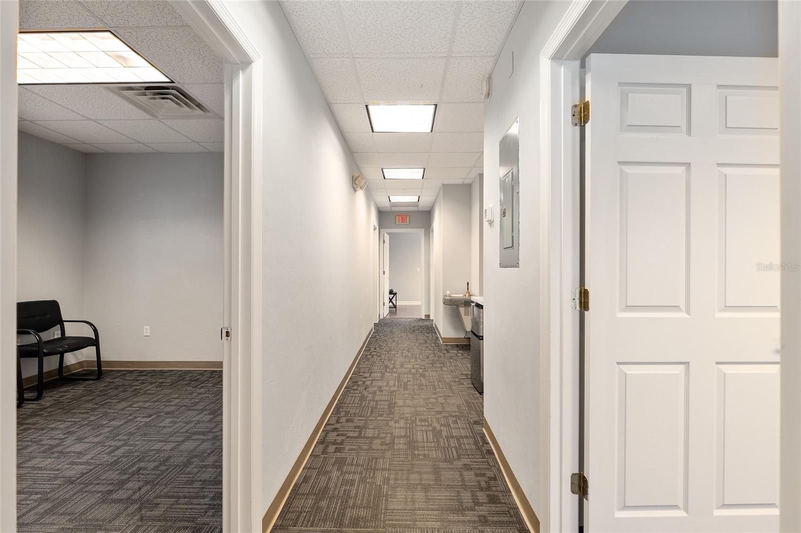 METRO 39 OFFICE PARK CONDO BLDG 2 - Commercial Lease