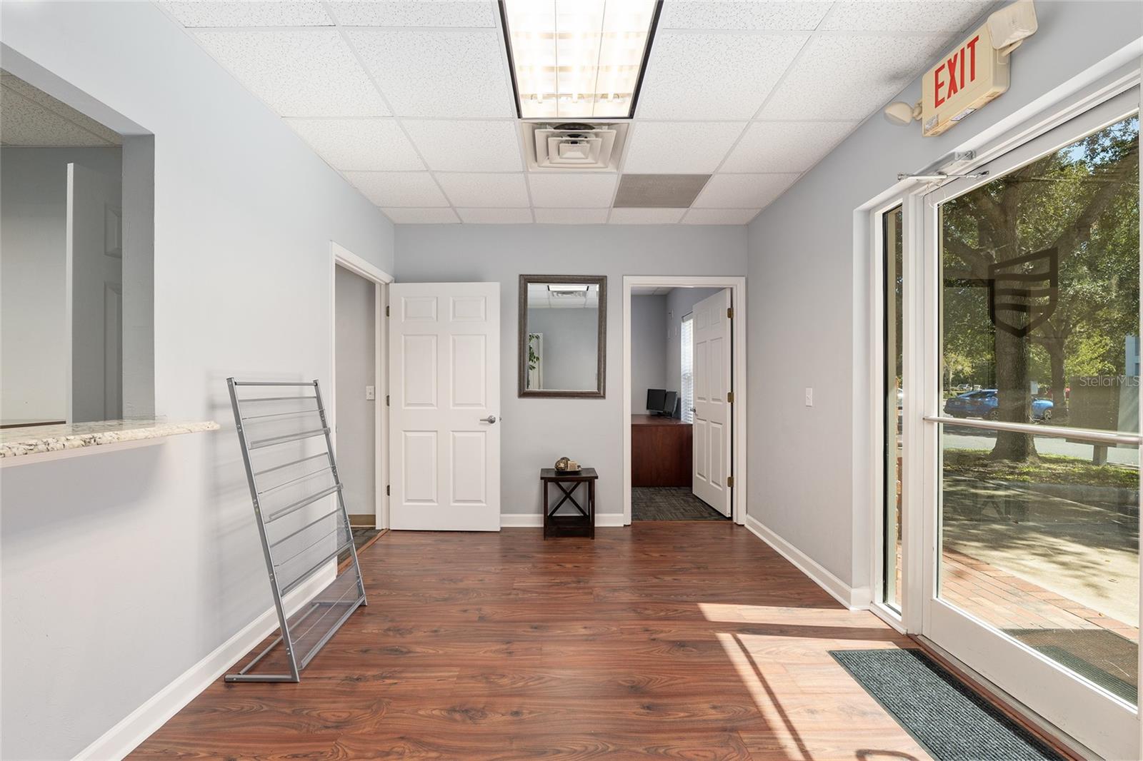 METRO 39 OFFICE PARK CONDO BLDG 2 - Commercial Lease