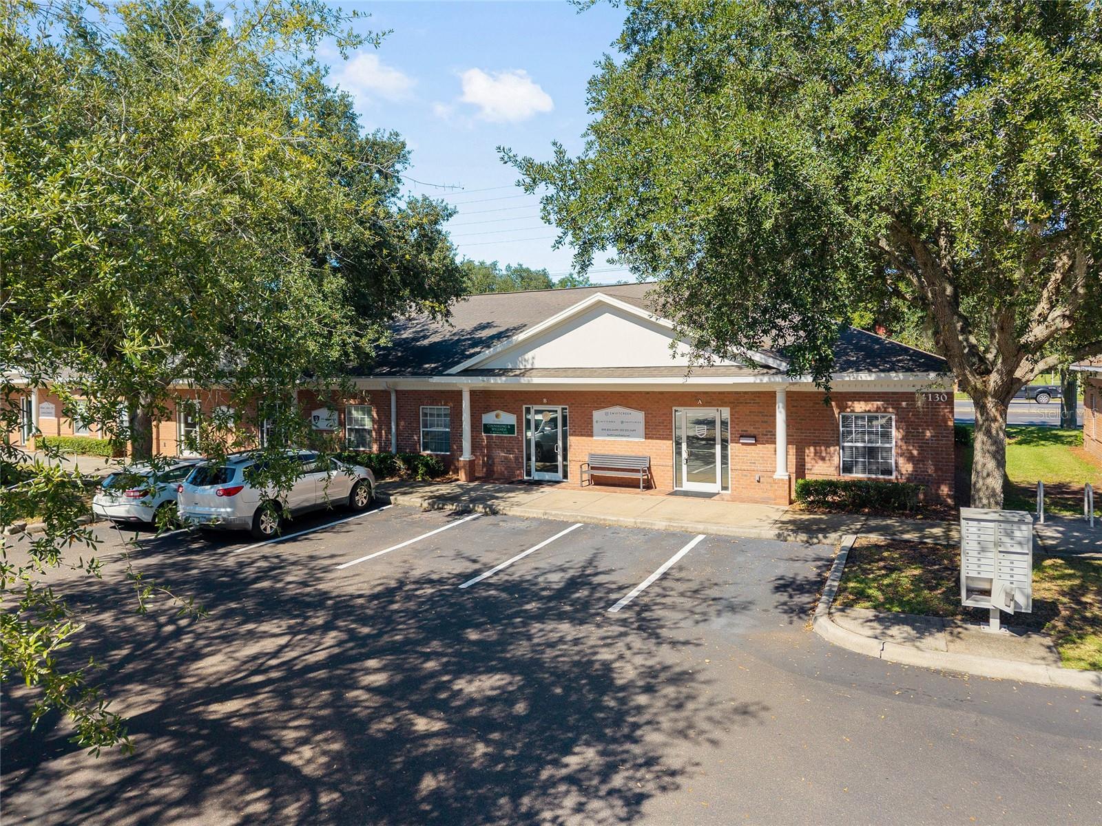 METRO 39 OFFICE PARK CONDO BLDG 2 - Commercial Lease