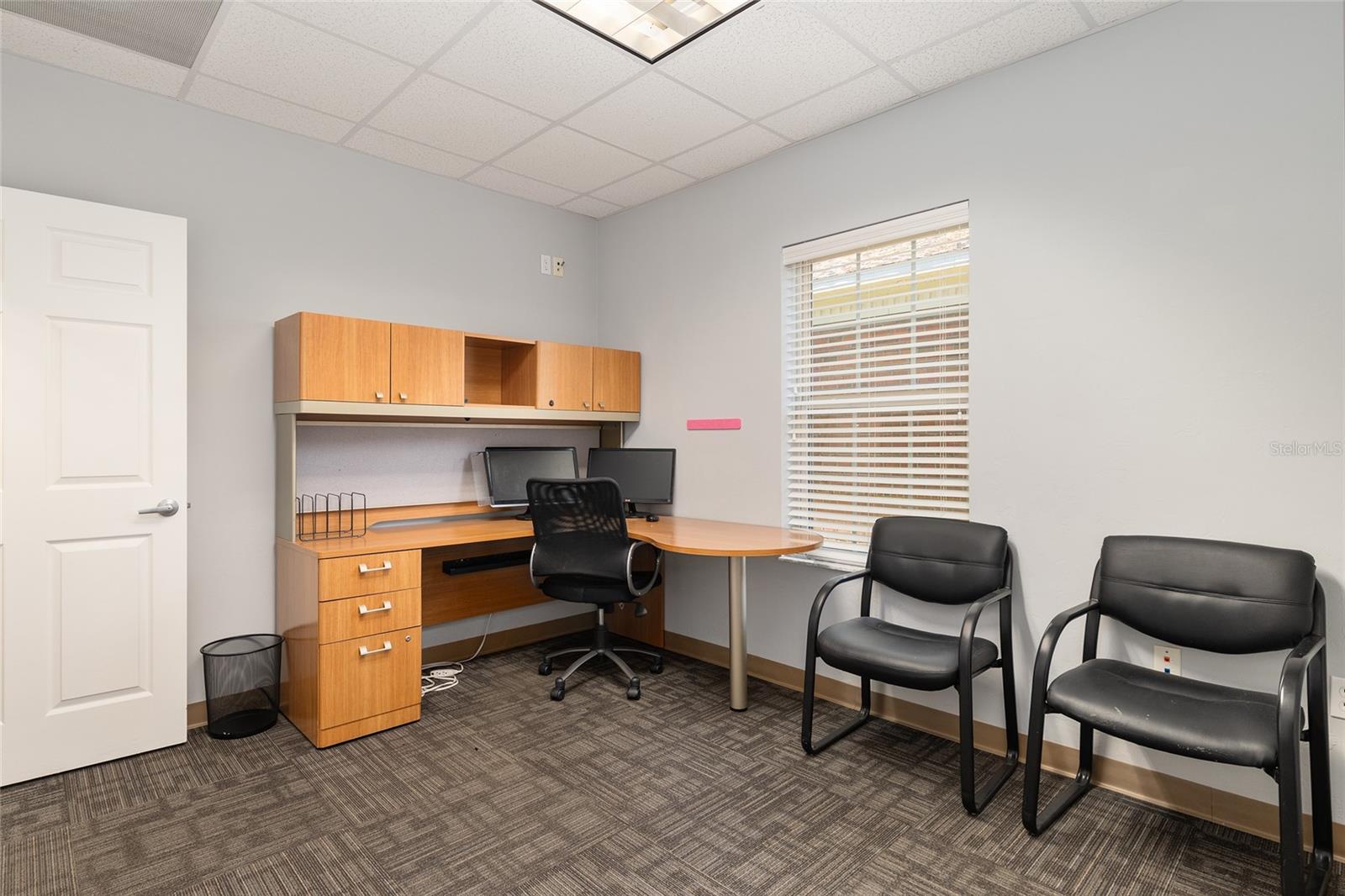 METRO 39 OFFICE PARK CONDO BLDG 2 - Commercial Lease