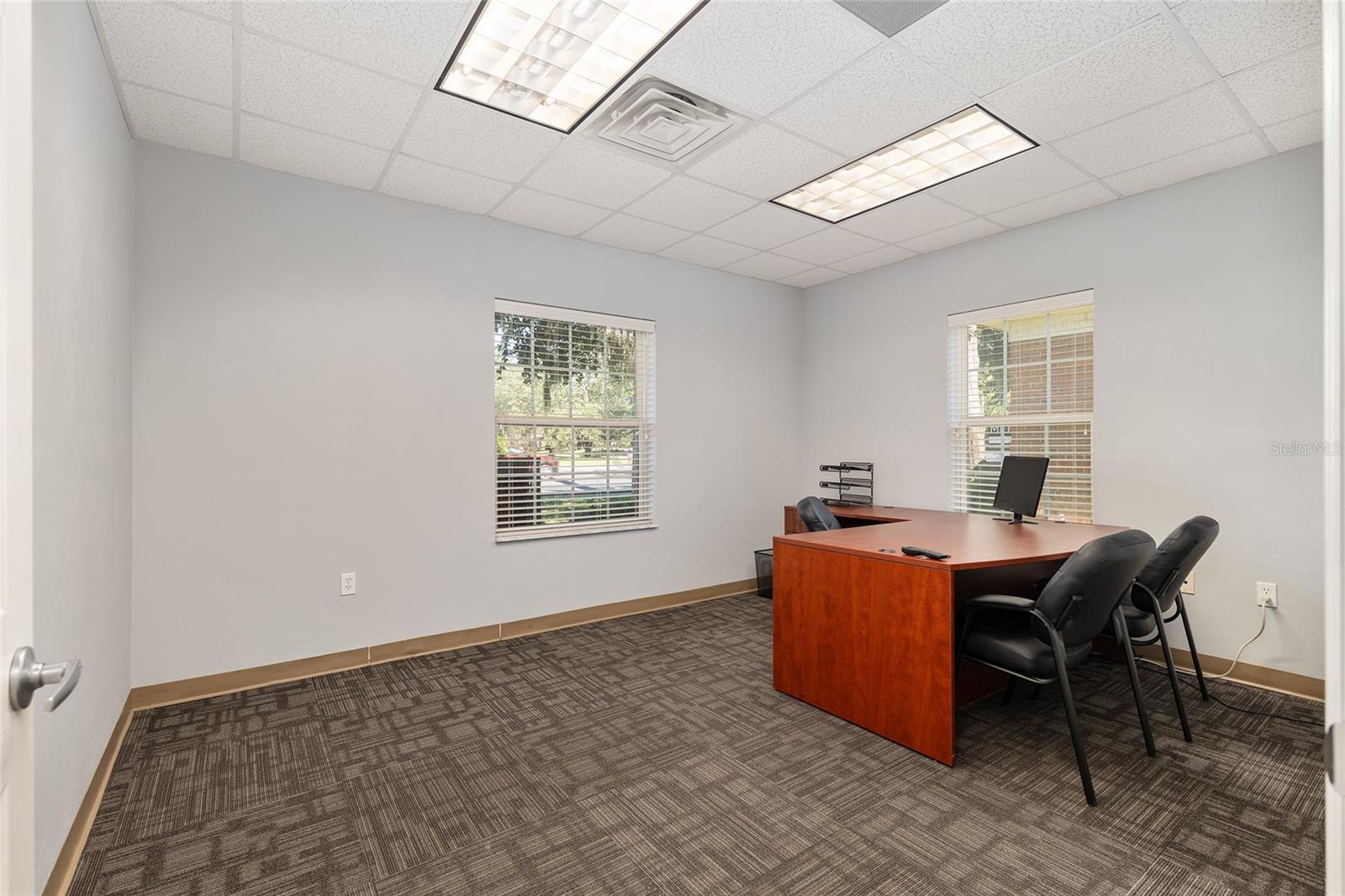 METRO 39 OFFICE PARK CONDO BLDG 2 - Commercial Lease