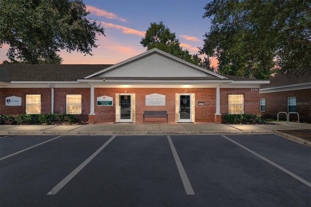Photo of 4130 NW 37th Place, Gainesville, FL 32606 (MLS # GC534960)