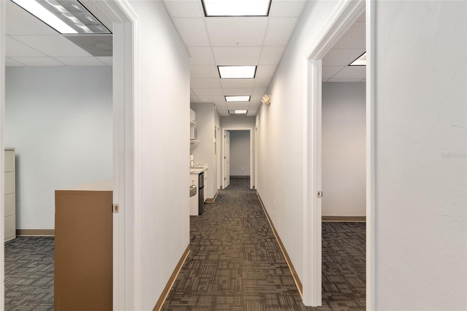 METRO 39 OFFICE PARK CONDO BLDG 2 - Commercial Lease