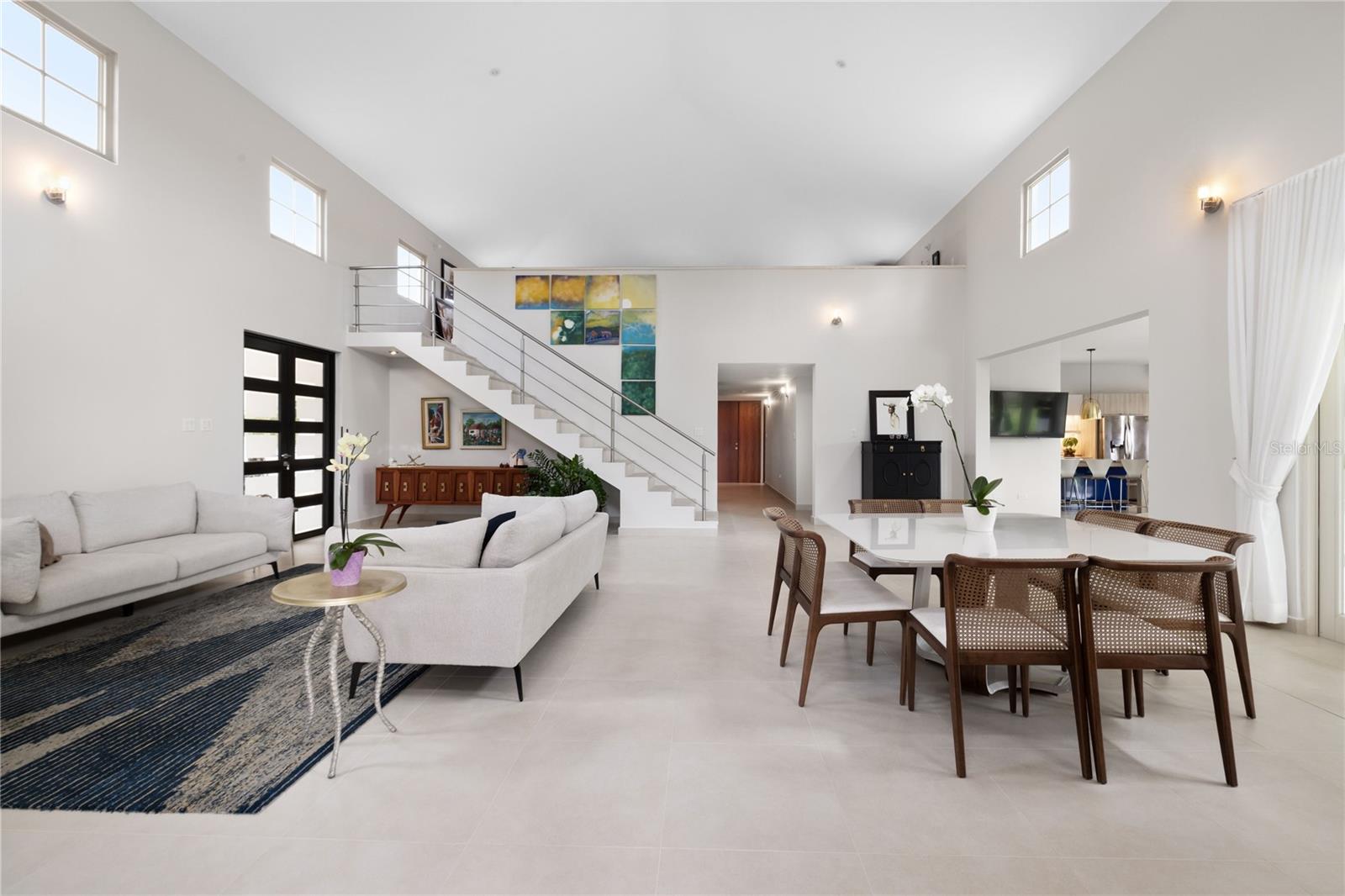 SABANERA DE DORADO - Residential