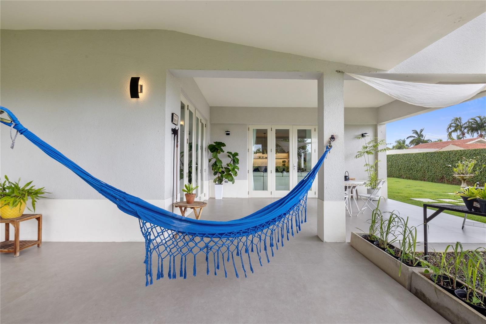 SABANERA DE DORADO - Residential