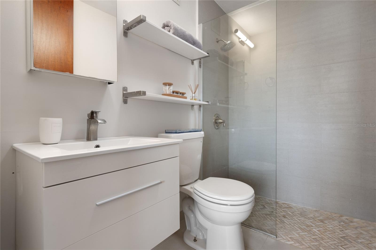 SABANERA DE DORADO - Residential