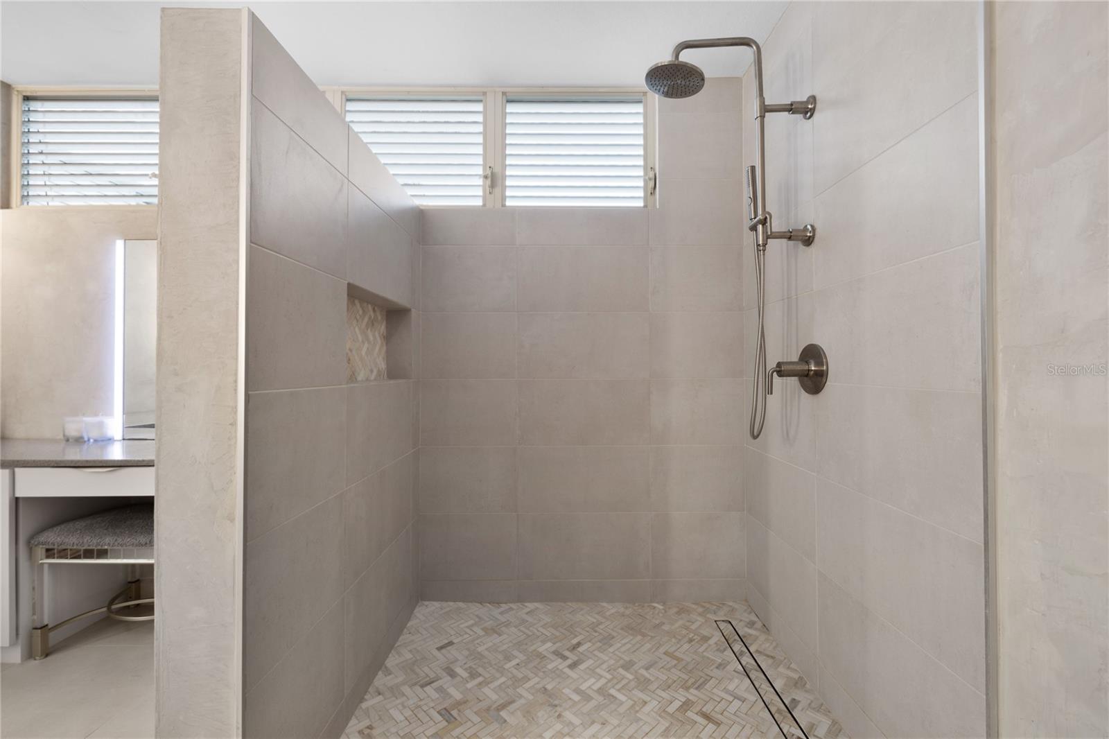 SABANERA DE DORADO - Residential