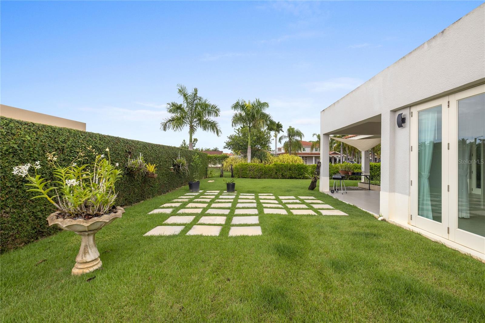 SABANERA DE DORADO - Residential