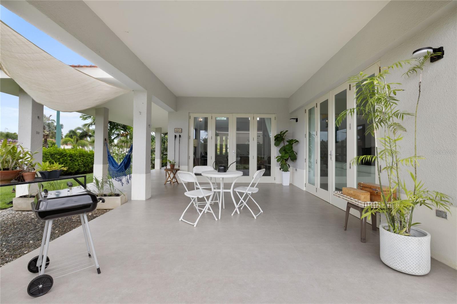 SABANERA DE DORADO - Residential