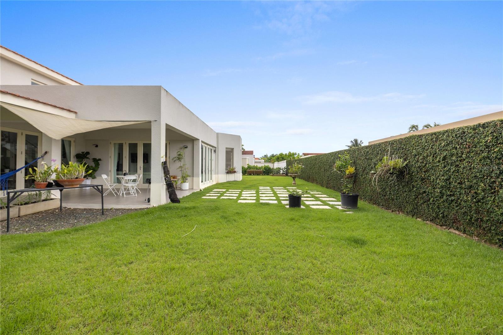 SABANERA DE DORADO - Residential