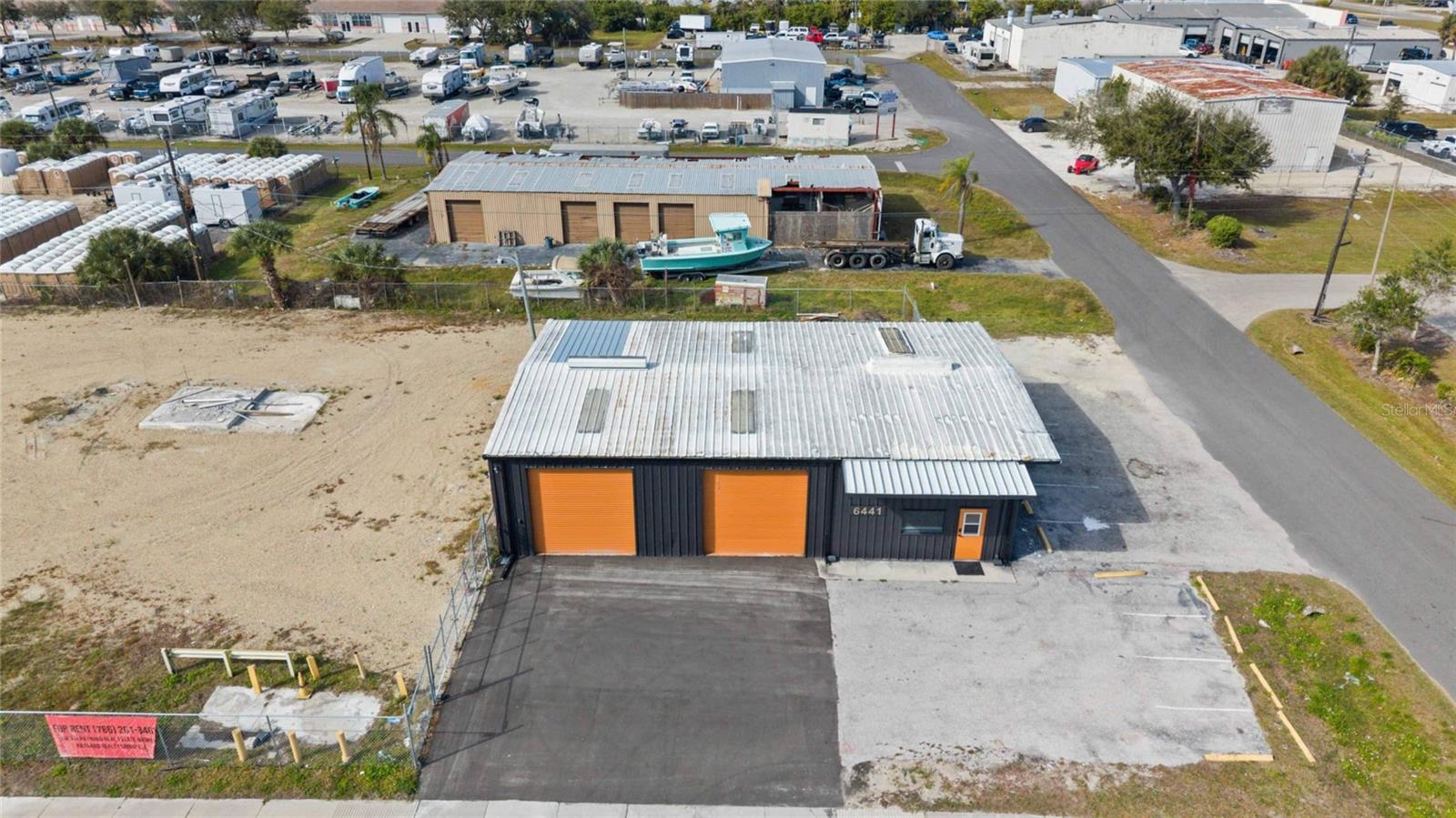 SAN CASA - Commercial Sale