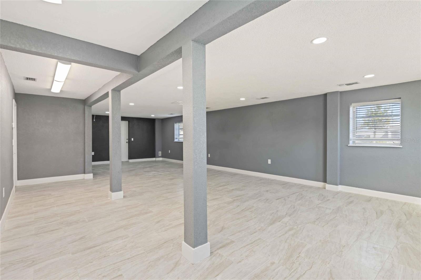 SAN CASA - Commercial Sale