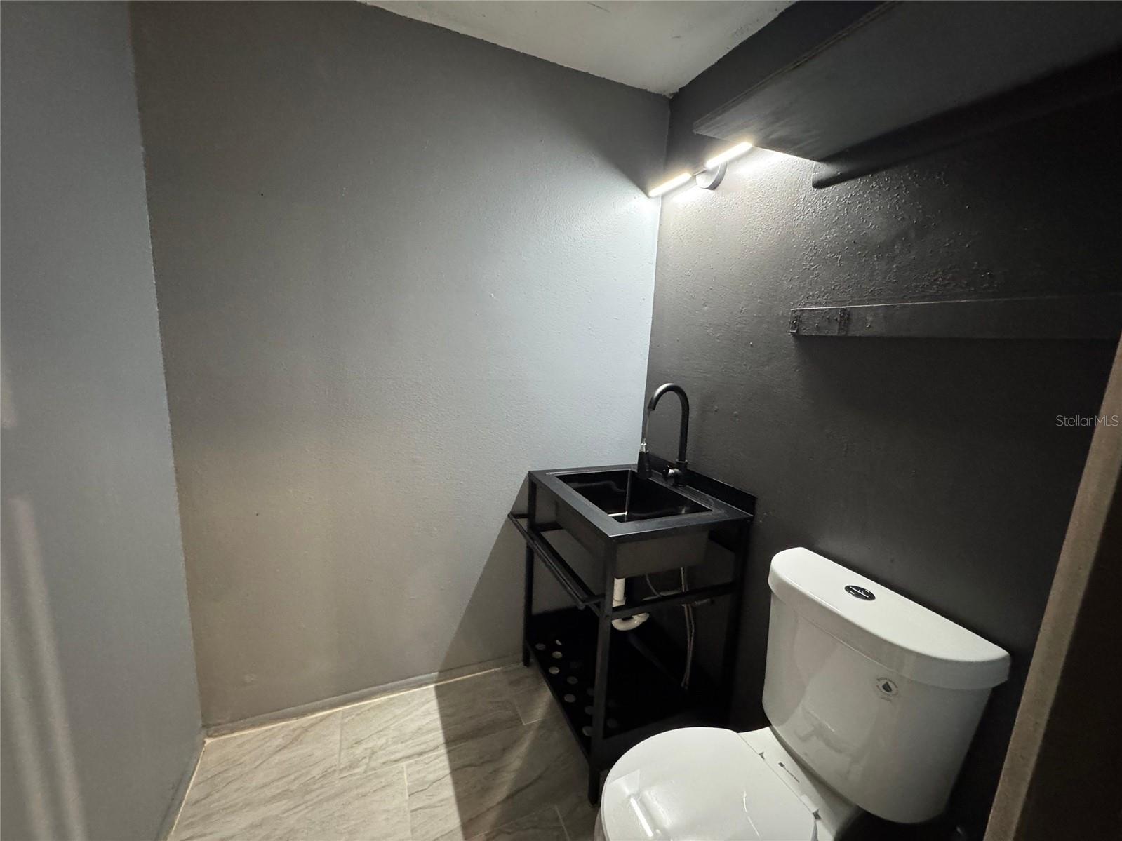 SAN CASA - Commercial Sale