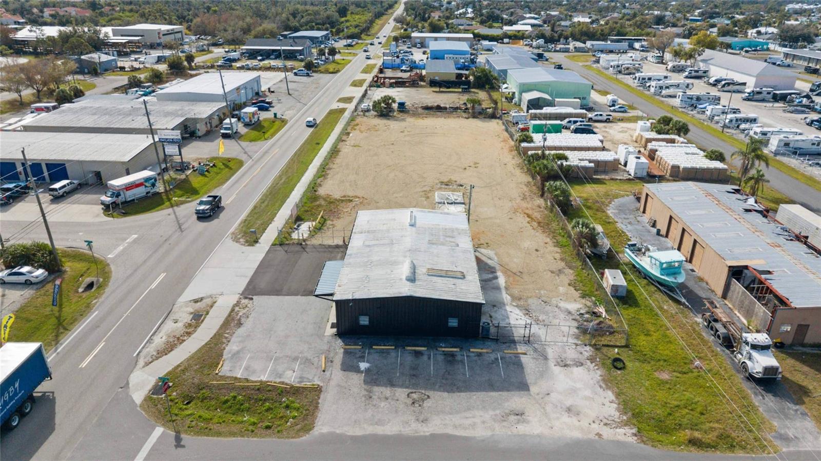 SAN CASA - Commercial Sale