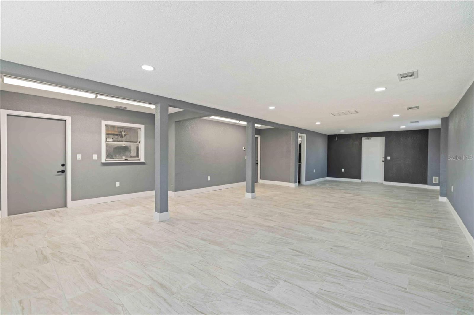 SAN CASA - Commercial Sale