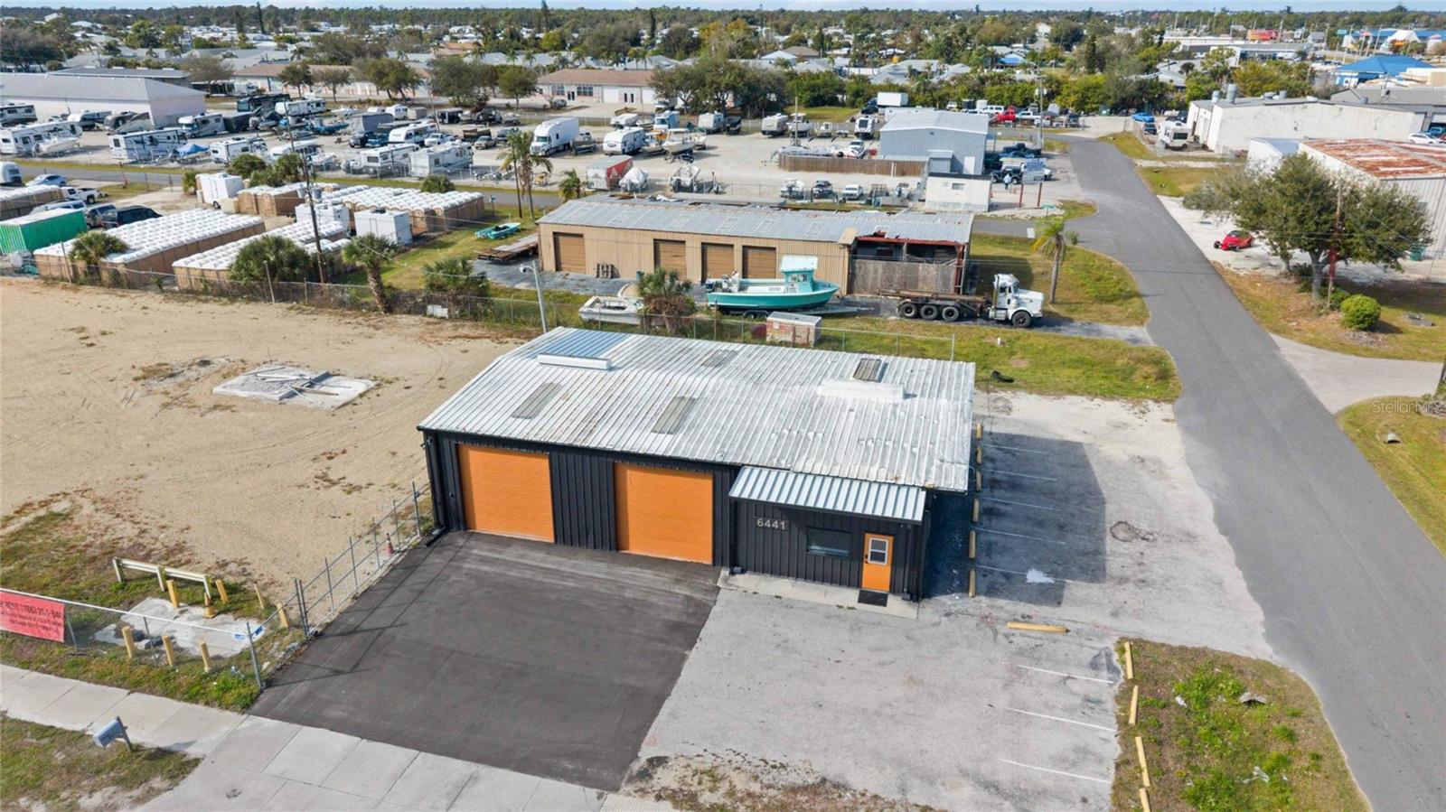 SAN CASA - Commercial Sale