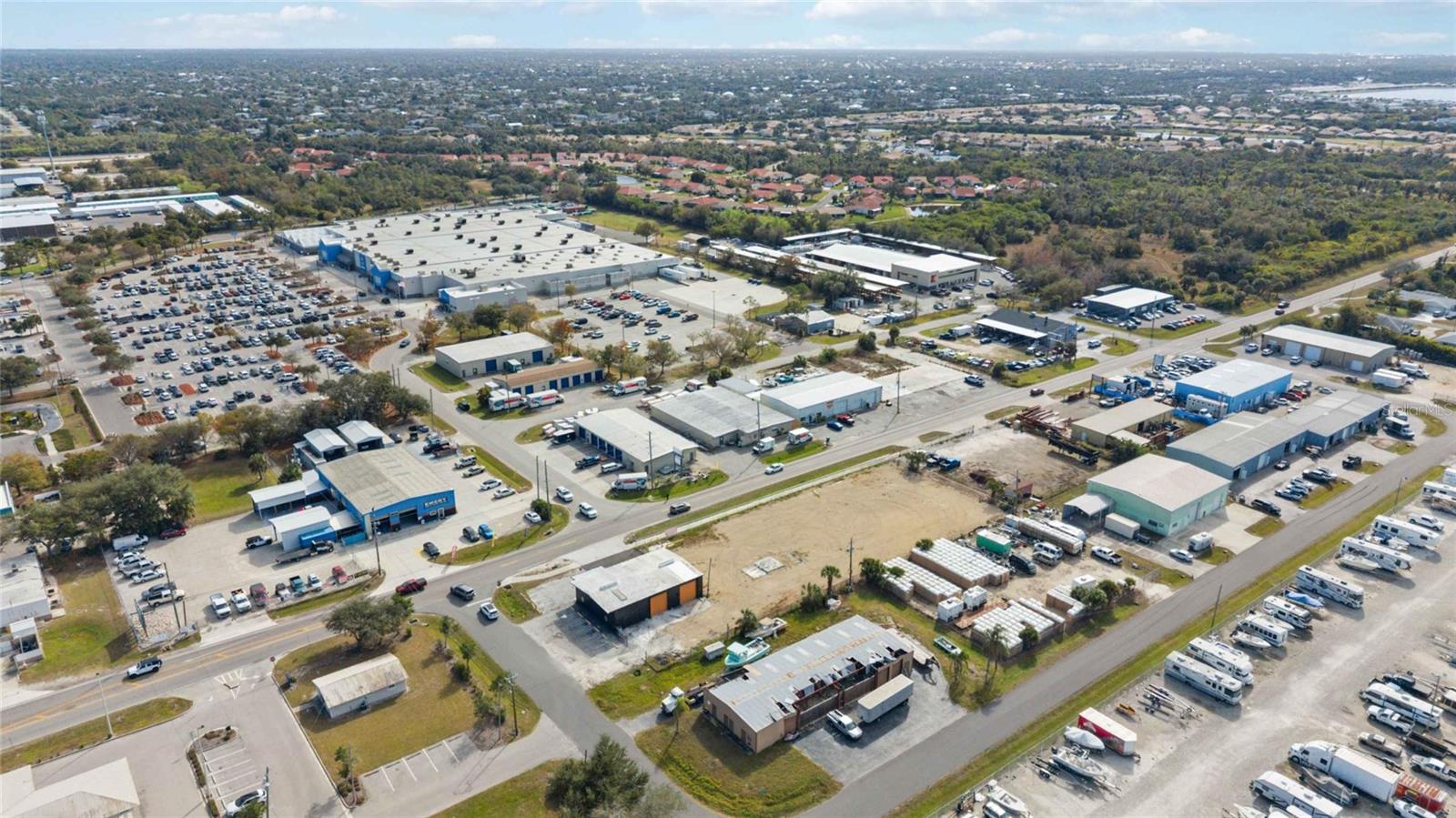 SAN CASA - Commercial Sale