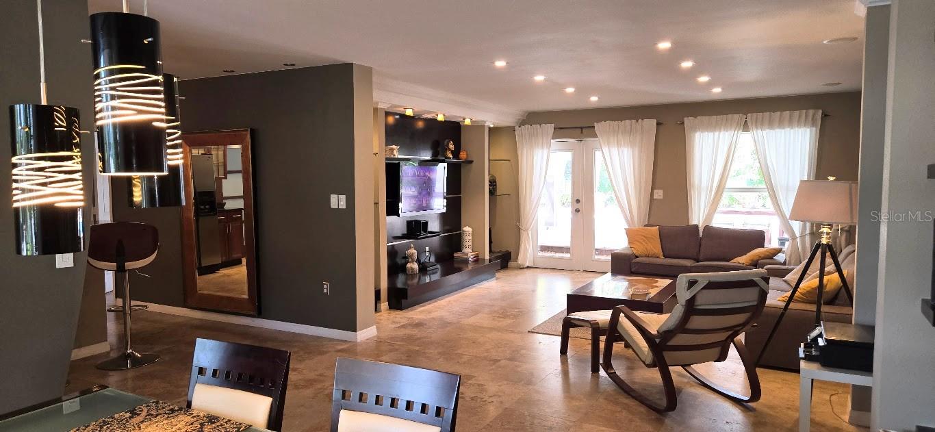 RIVER FOREST - Residential Lease