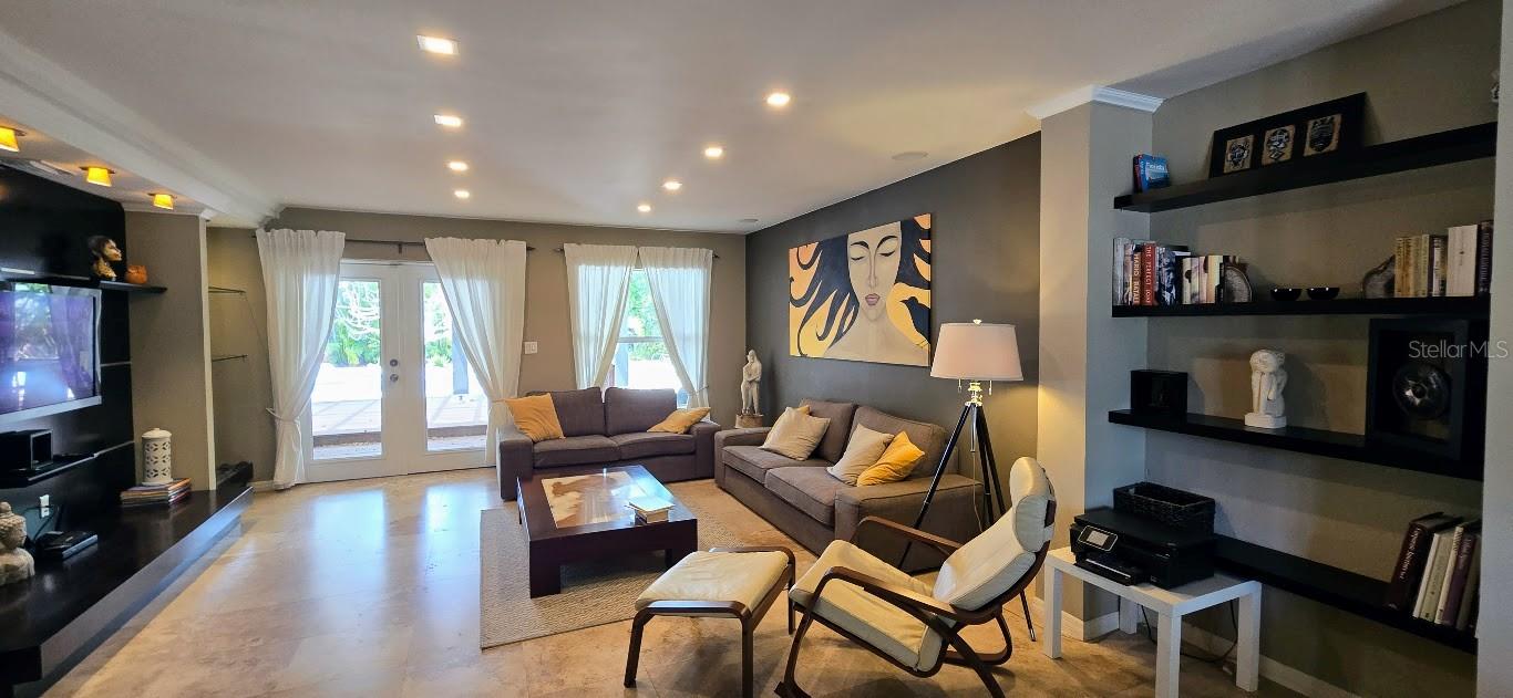 RIVER FOREST - Residential Lease